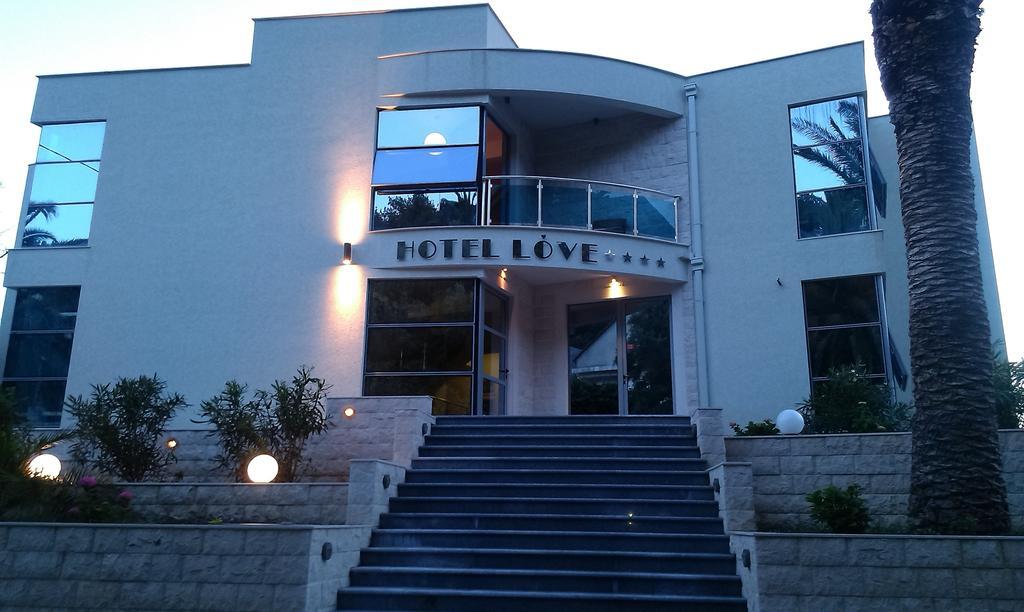 Love Live Hotel Sutomore Exterior foto