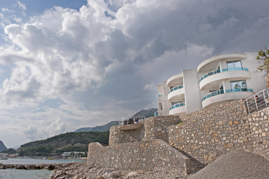 Love Live Hotel Sutomore Exterior foto